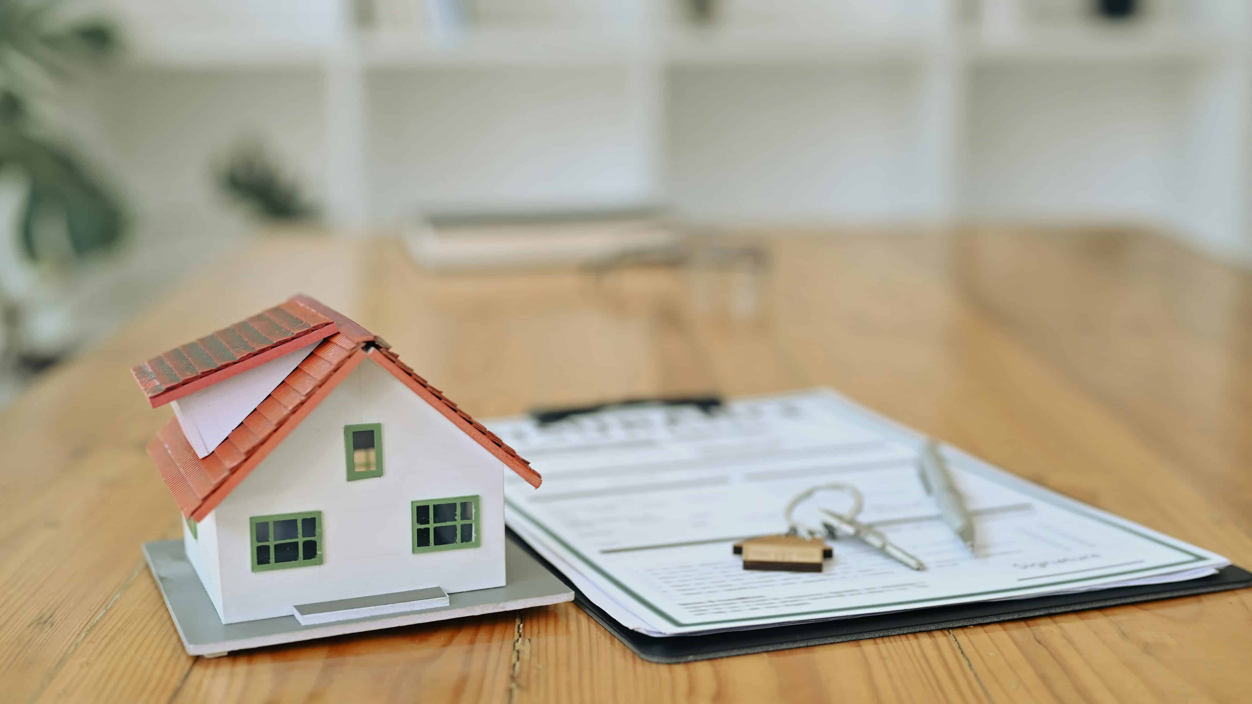 how does an estate sale work for a house